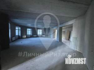 4-к квартира, вторичка, 240м2, 5/7 этаж