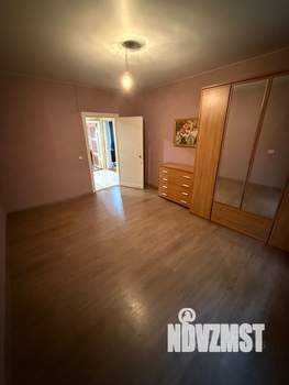 3-к квартира, вторичка, 77м2, 2/2 этаж