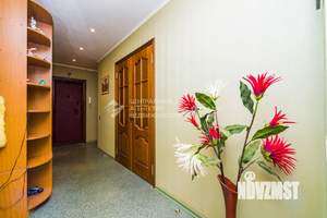 3-к квартира, вторичка, 67м2, 8/9 этаж
