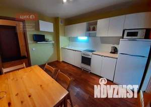 2-к квартира, вторичка, 67м2, 11/16 этаж