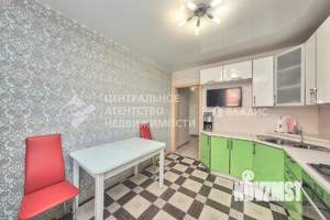 2-к квартира, вторичка, 58м2, 1/10 этаж