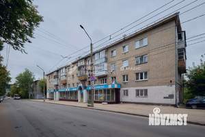 2-к квартира, вторичка, 42м2, 3/4 этаж