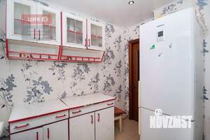 2-к квартира, вторичка, 45м2, 1/4 этаж