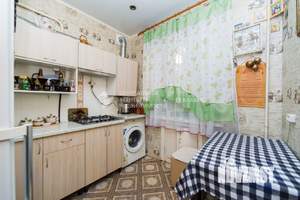 2-к квартира, вторичка, 33м2, 1/3 этаж