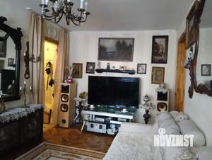 3-к квартира, вторичка, 41м2, 1/4 этаж