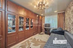 2-к квартира, вторичка, 44м2, 1/4 этаж