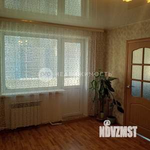 4-к квартира, вторичка, 62м2, 5/5 этаж