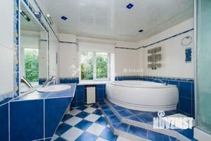 4-к квартира, вторичка, 105м2, 2/6 этаж