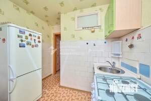 2-к квартира, вторичка, 42м2, 3/5 этаж