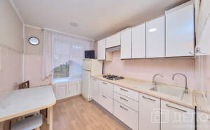 3-к квартира, вторичка, 60м2, 1/9 этаж