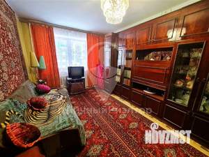 4-к квартира, вторичка, 62м2, 1/5 этаж