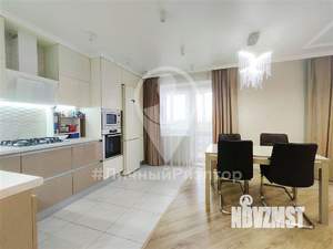2-к квартира, вторичка, 80м2, 13/15 этаж