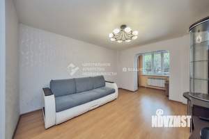2-к квартира, вторичка, 61м2, 1/10 этаж