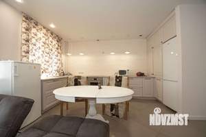 3-к квартира, вторичка, 116м2, 1/17 этаж