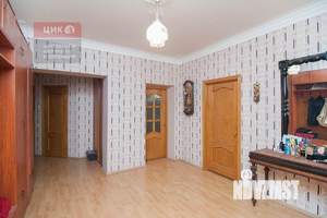 3-к квартира, вторичка, 110м2, 2/5 этаж