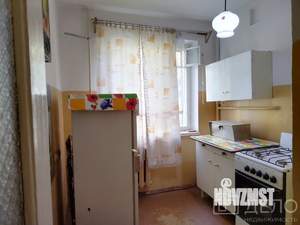 3-к квартира, вторичка, 61м2, 1/5 этаж