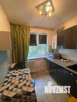 4-к квартира, вторичка, 60м2, 5/5 этаж