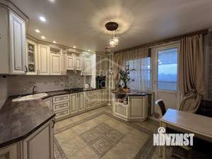 3-к квартира, вторичка, 102м2, 6/10 этаж