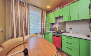 2-к квартира, вторичка, 44м2, 1/4 этаж