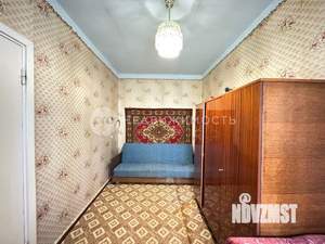 2-к квартира, вторичка, 44м2, 1/4 этаж