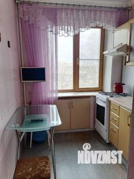 3-к квартира, вторичка, 52м2, 6/9 этаж