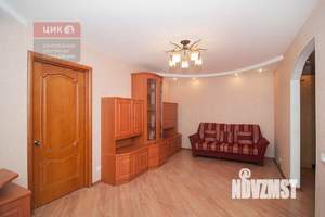2-к квартира, вторичка, 45м2, 1/4 этаж