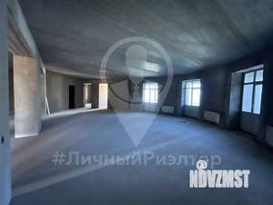 4-к квартира, вторичка, 240м2, 5/7 этаж