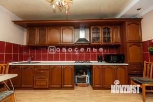 3-к квартира, вторичка, 115м2, 1/9 этаж