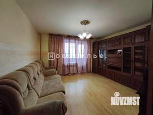 2-к квартира, вторичка, 62м2, 1/10 этаж