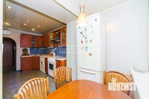 3-к квартира, вторичка, 67м2, 8/9 этаж