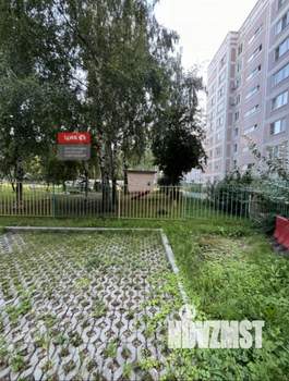 2-к квартира, вторичка, 52м2, 1/9 этаж