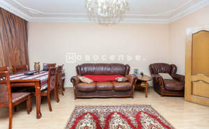 3-к квартира, вторичка, 115м2, 1/9 этаж