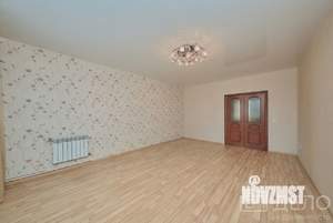 2-к квартира, вторичка, 70м2, 1/8 этаж