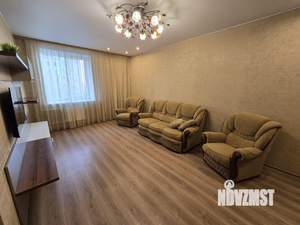 2-к квартира, вторичка, 72м2, 4/13 этаж