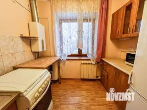 2-к квартира, вторичка, 44м2, 4/4 этаж