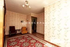 2-к квартира, вторичка, 40м2, 1/5 этаж