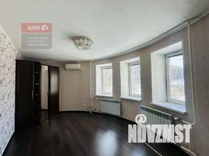 2-к квартира, вторичка, 64м2, 1/10 этаж