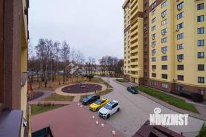 3-к квартира, вторичка, 77м2, 3/18 этаж