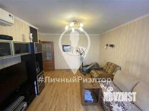 4-к квартира, вторичка, 100м2, 3/9 этаж