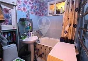 2-к квартира, вторичка, 42м2, 4/4 этаж