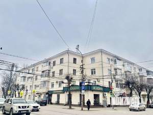 2-к квартира, вторичка, 78м2, 2/4 этаж