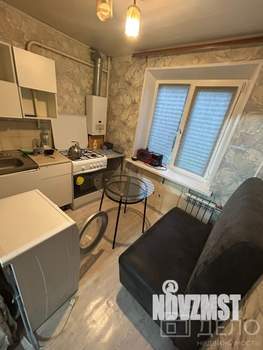 2-к квартира, вторичка, 42м2, 1/5 этаж