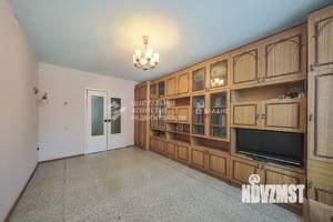 2-к квартира, вторичка, 51м2, 1/9 этаж