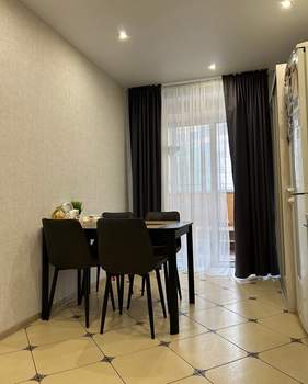 2-к квартира, вторичка, 56м2, 1/10 этаж