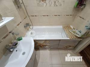 2-к квартира, вторичка, 57м2, 1/10 этаж