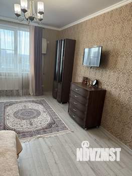 2-к квартира, вторичка, 80м2, 11/18 этаж