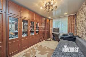 2-к квартира, вторичка, 44м2, 1/4 этаж