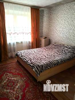 2-к квартира, вторичка, 62м2, 1/10 этаж