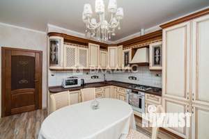 2-к квартира, вторичка, 77м2, 1/11 этаж