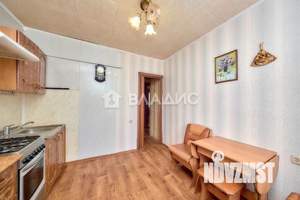 2-к квартира, вторичка, 54м2, 1/10 этаж